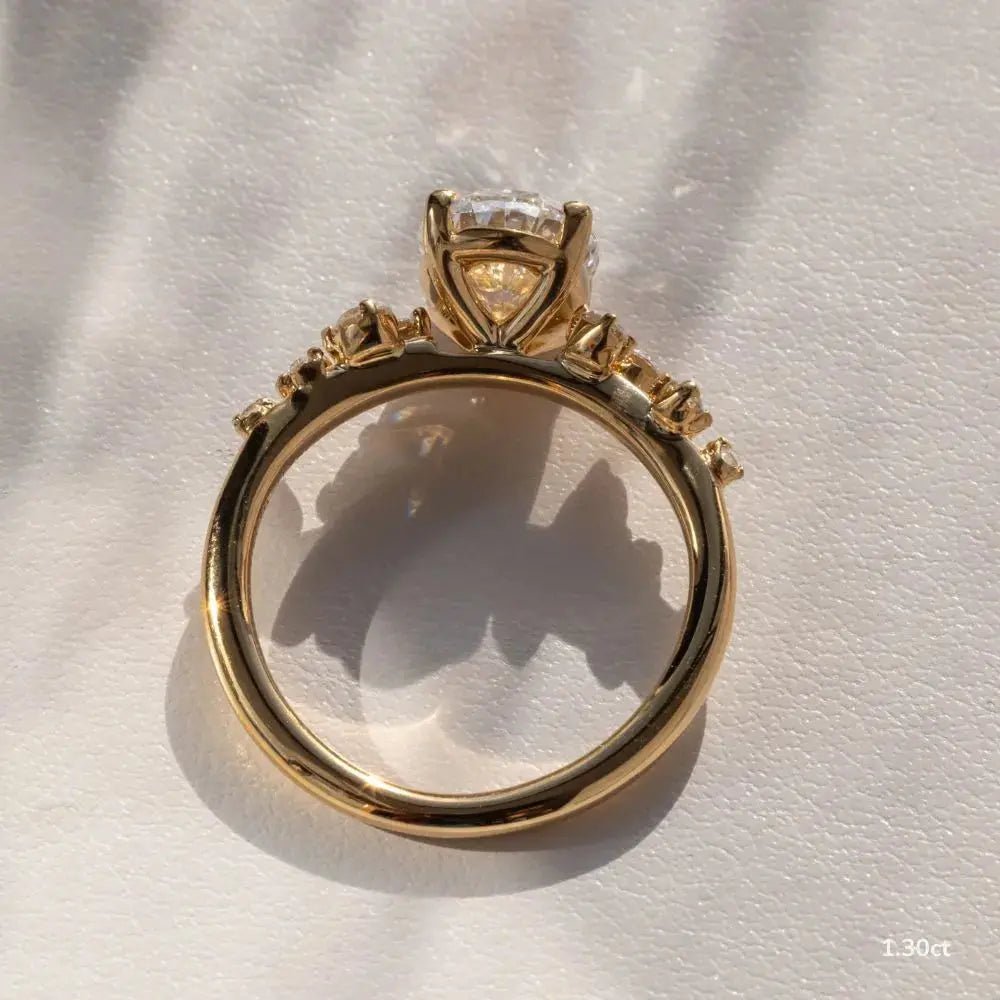 The Liora - Oval 1.00ct - CEYLON BRILLIANCE CO.