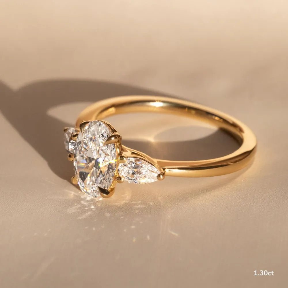 The Tashvi - 1.00ct Oval - CEYLON BRILLIANCE CO.